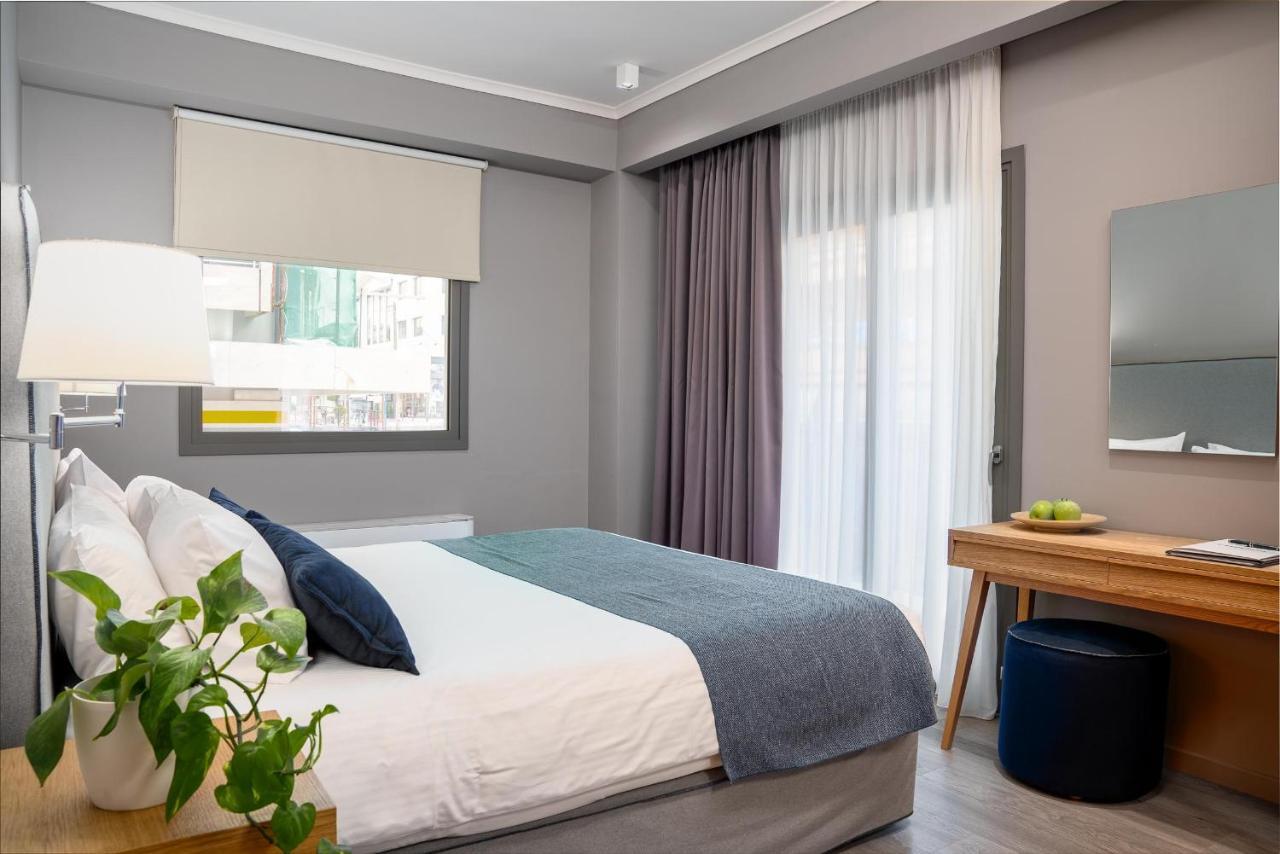 Chroma Fashion Rooms & Apartments Атина Екстериор снимка